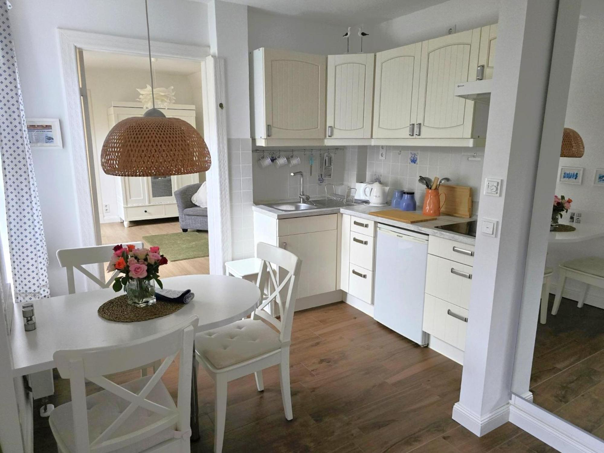 Ferienwohnung Hofidyll - Warnemuende Rostock Exterior foto